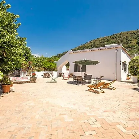 Bed & Breakfast I Magi 4*